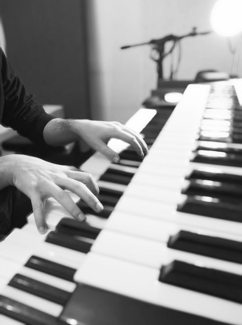 Alfonso Farache at the piano